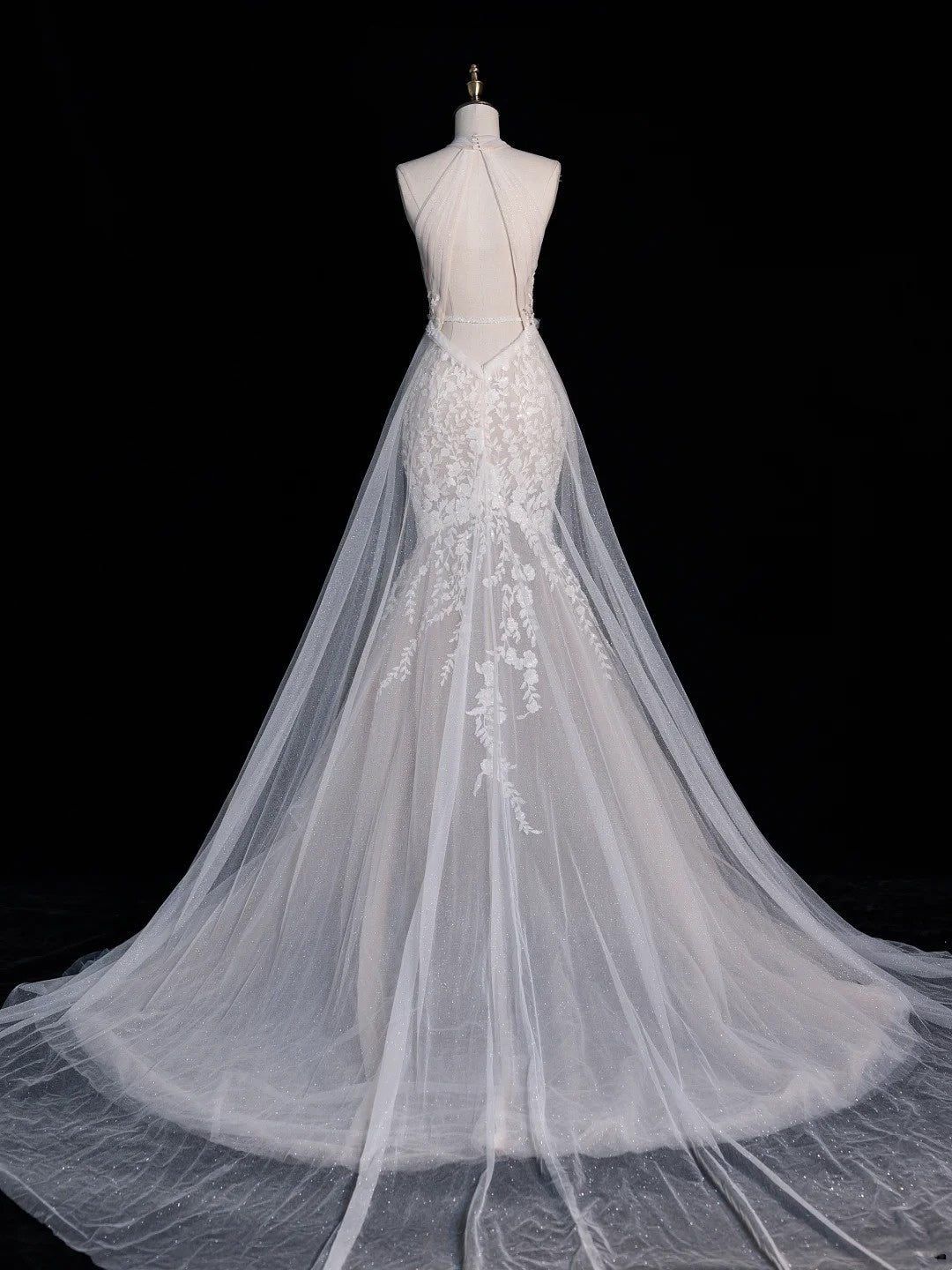 Robe de mariée sirène classique dos nu en dentelle blanche avec appliques, style vintage, robe de mariée d'été N561