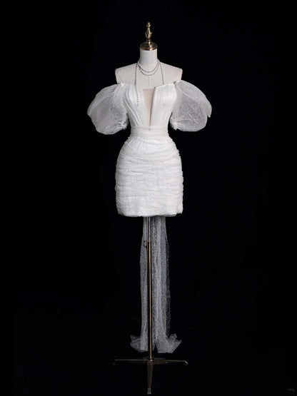 Robe de mariée fourreau classique blanche courte à épaules dénudées et manches courtes, modèle N510