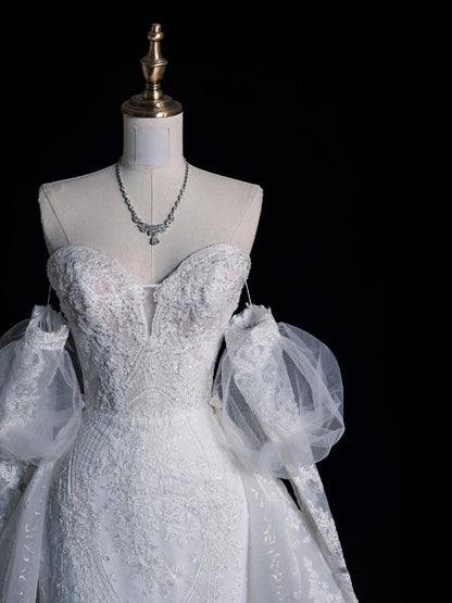 Standesamtliches Brautkleid Meerjungfrauen-Schnitt, herzförmiger Ausschnitt, weiß mit langen Ärmeln, Spitze, figurbetontes Brautkleid N567