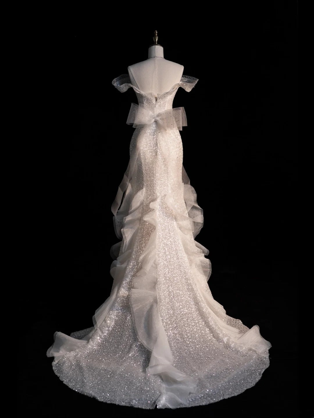 Standesamtliches Brautkleid im Meerjungfrauenstil, schulterfrei, weiß mit kurzen Ärmeln, Pailletten, figurbetont, N570