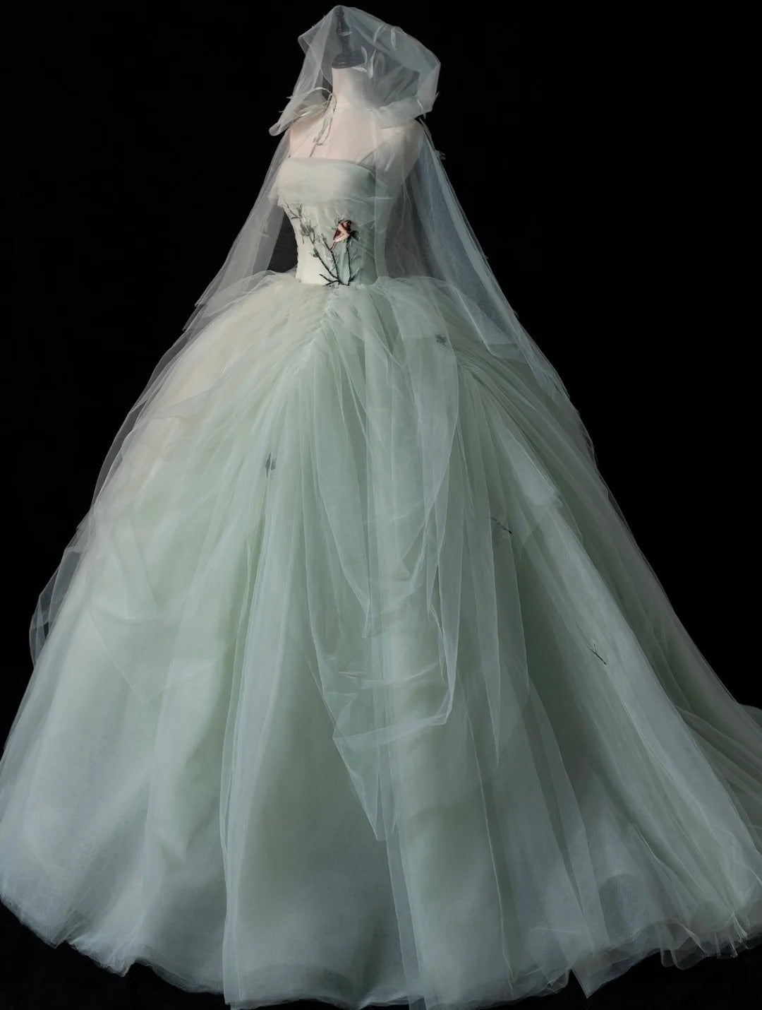 Niedliches, trägerloses, mintgrünes Ballkleid mit Applikationen, Cape aus Tüll, langes Kleid für Quinceañera, Sweet 15 und 16 Geburtstag, Outfit N574