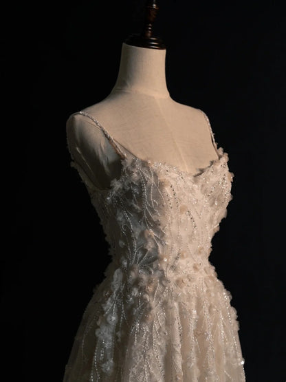 Standesamtliches Brautkleid, A-Linie, Spaghettiträger, Blumenmuster, Weiß mit perlenbesetztem Oberteil, figurbetontes Brautkleid N584