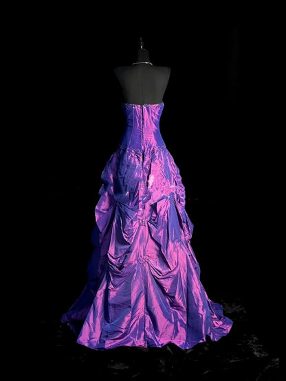 Robe de bal longue vintage sirène années 1950, décolleté cœur, couleur raisin, ornée de perles et de pierres précieuses, idéale pour une soirée d'anniversaire de 18 ans (N944)