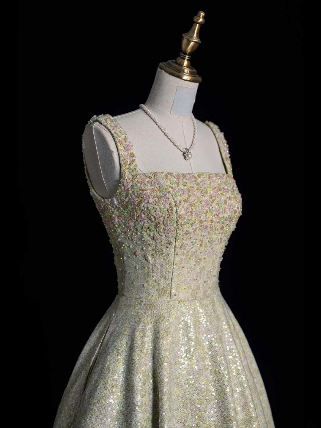 Funkelndes, mintgrünes Pailletten-Abendkleid in A-Linie mit eckigem Ausschnitt – ein elegantes Partykleid, perfekt für formelle Anlässe und festliche Anlässe (Modellnr. N952).