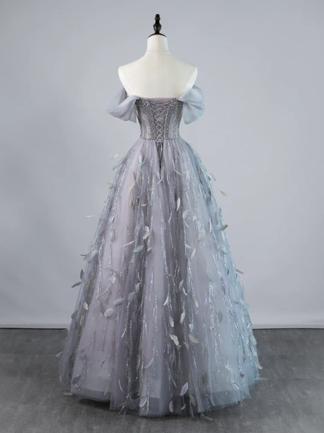 Sexy Ball Gown Off The Shoulder Silver Grey Tulle With Sleeves Long Prom Dresses Evening Outfits Formal Dress N953