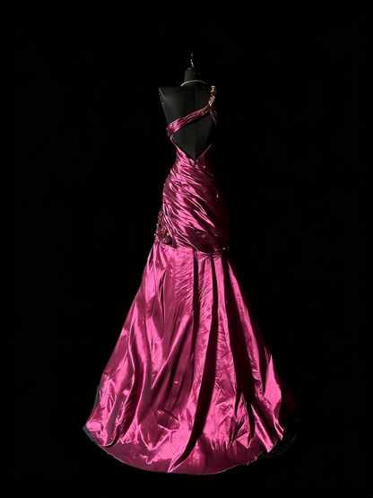 Atemberaubendes Meerjungfrauen-Abendkleid aus fuchsiafarbenem Satin mit One-Shoulder-Schulter und rückenfreiem Design, Modell N983