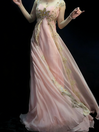 Atemberaubendes, langes, rosafarbenes Chiffon-Spitzen-Abendkleid mit herzförmigem Ausschnitt und Trägern (N992)