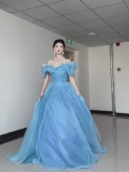Robe de bal princesse épaules dénudées bleue, inspiration robes de soirée longues, tenues pour un 20e anniversaire AB2240