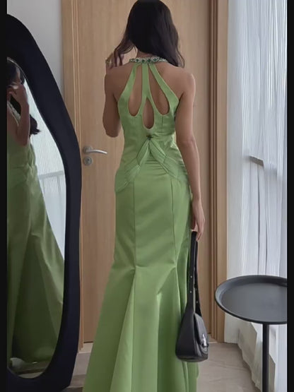Vintage Meerjungfrauen-Abendkleid aus den 1980er Jahren mit V-Ausschnitt in Grün – Inspiration für lange Partys und den 21. Geburtstag (AB2372)