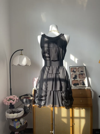 Vintage A line V Neck Little Black Dress With Bow 16th Birthday Homecoming Dress Graduation Outfit RB6793