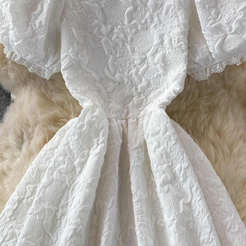 Robe trapèze blanche irrégulière à la mode RF0371