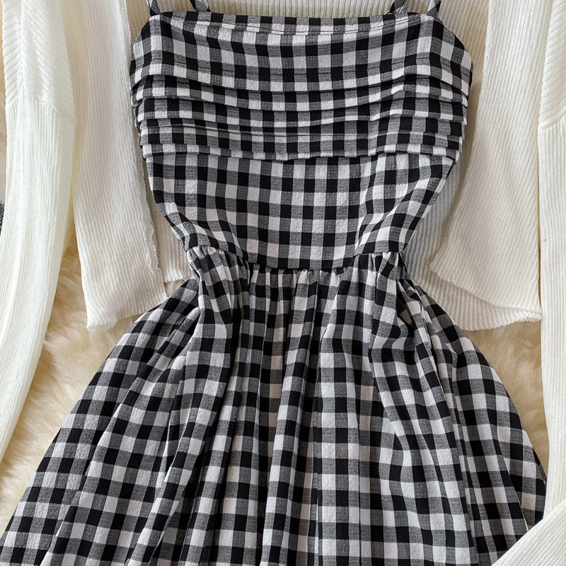 Süßes kariertes zweiteiliges Kleid RF0370