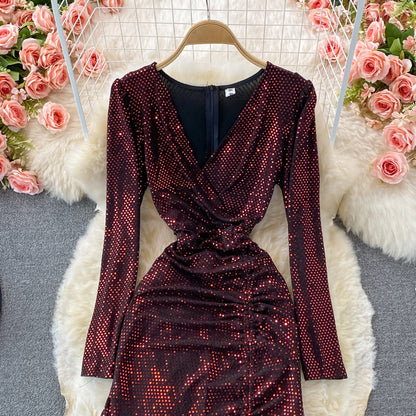 Robe mignonne à manches longues et col en V avec paillettes, robe tendance RF0365
