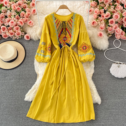 Cute Embroidered Long Sleeve Dress Fashion Dress RF0353