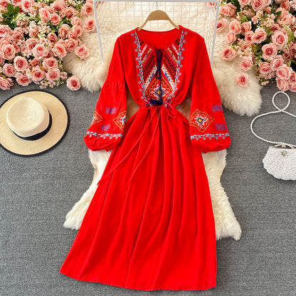 Cute Embroidered Long Sleeve Dress Fashion Dress RF0353
