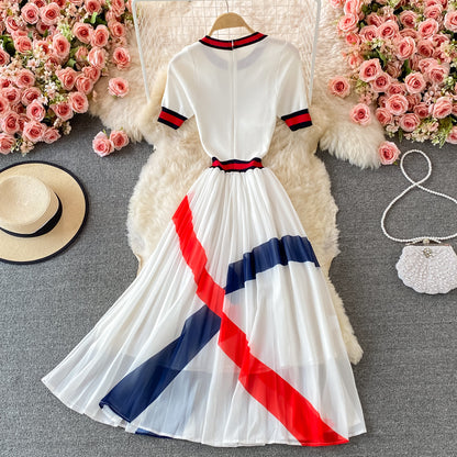 Stilvolles A-Linien-Strick-Patchworkkleid RF0338