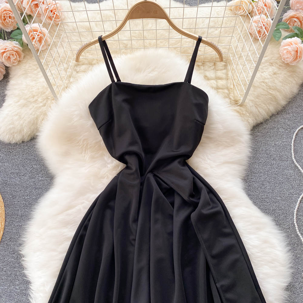 Schwarzes A-Linien-Kleid mit unregelmäßigem Schnitt, modisches Kleid RF0321