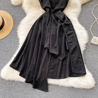 Schwarzes A-Linien-Kleid mit unregelmäßigem Schnitt, modisches Kleid RF0321