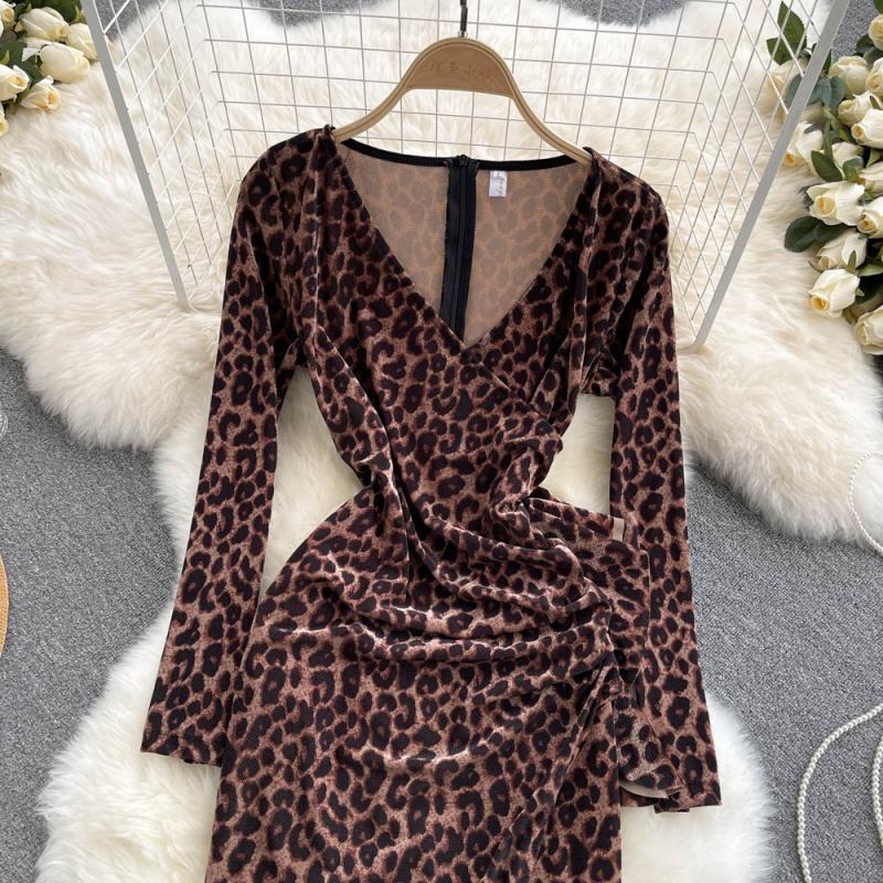 Robe élégante à manches longues et imprimé léopard RF0319