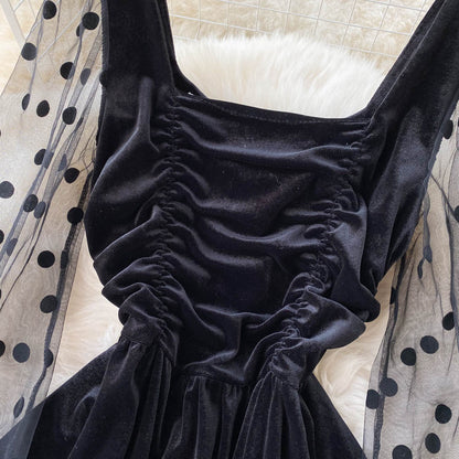 Süßes Langarmkleid aus Samt, schwarzes Modekleid RF0289