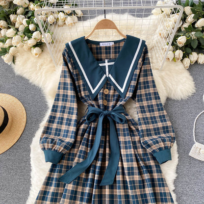 Robe à carreaux rétro à manches longues RF0282