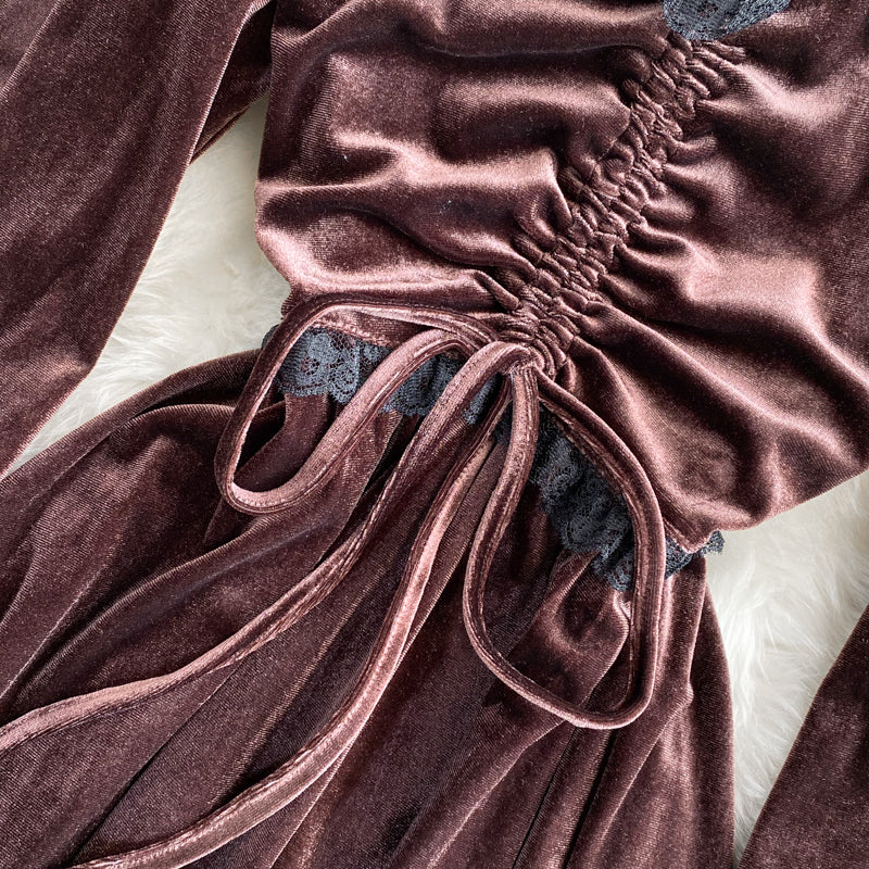 Herbst und Winter Spitzennähte V-Ausschnitt Samtkleid Modekleid RF0278