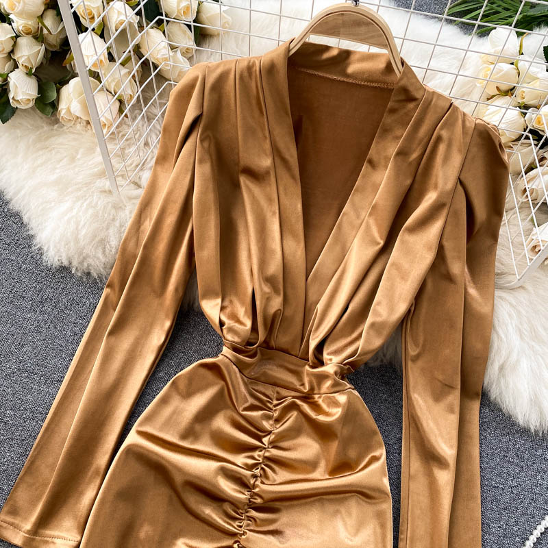 Sexy Deep V-neck Pleated Short Dress Fashion Dress RF0268
