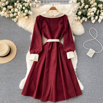 Robe trapèze en velours côtelé à manches longues RF0265