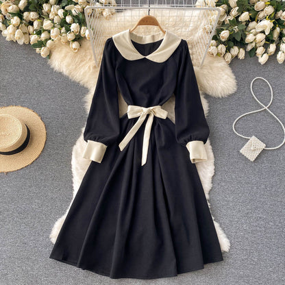 Robe trapèze en velours côtelé à manches longues RF0265