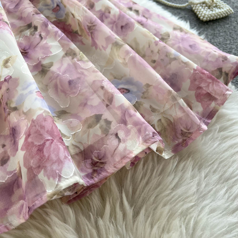 Robe courte à fleurs mignonne et tendance RF0262