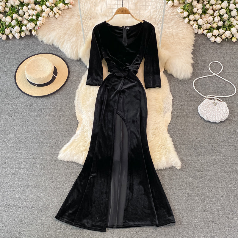Stilvolles langes Samtkleid mit V-Ausschnitt, modisches Kleid RF0246