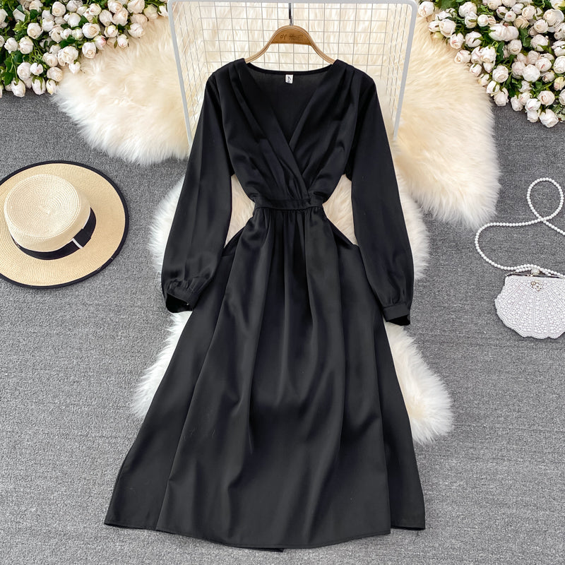Einfaches Langarmkleid mit V-Ausschnitt, modisches Kleid RF0206