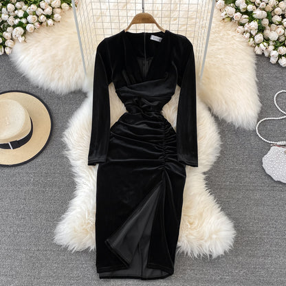Schlichtes Langarmkleid aus Samt mit V-Ausschnitt, modisches Kleid RF0179