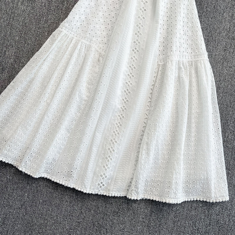 Robe trapèze courte en dentelle blanche à la mode RF0162