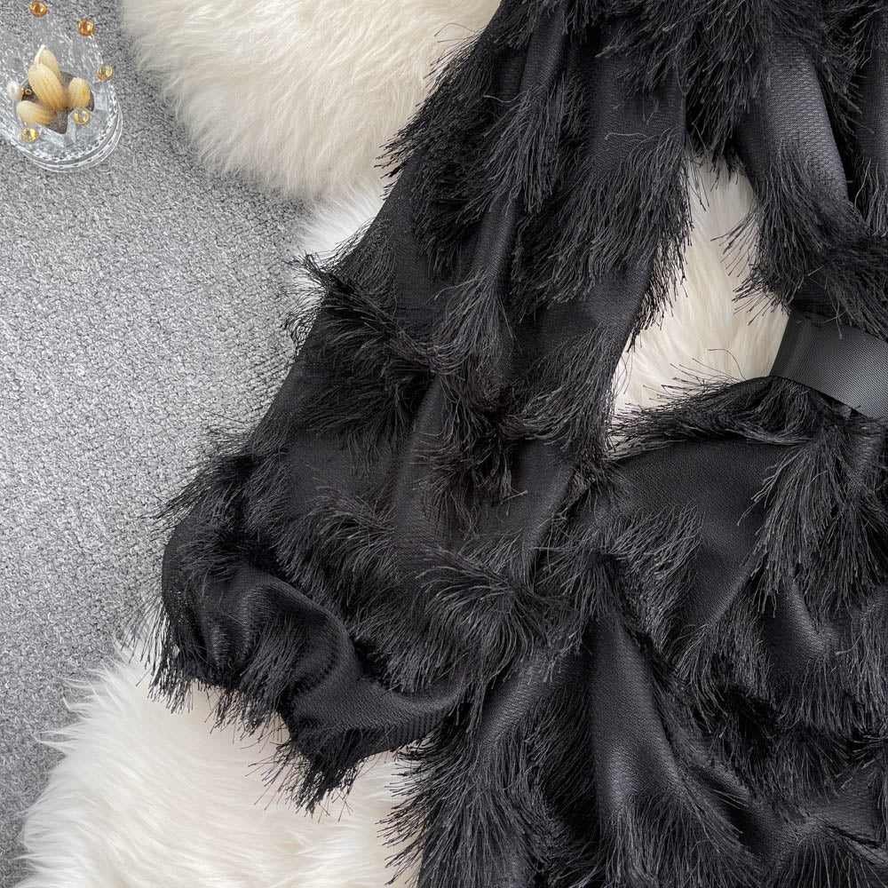 Robe trapèze à manches longues et pompons, jolie robe tendance RF0150