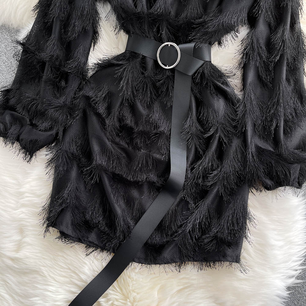Robe trapèze à manches longues et pompons, jolie robe tendance RF0150