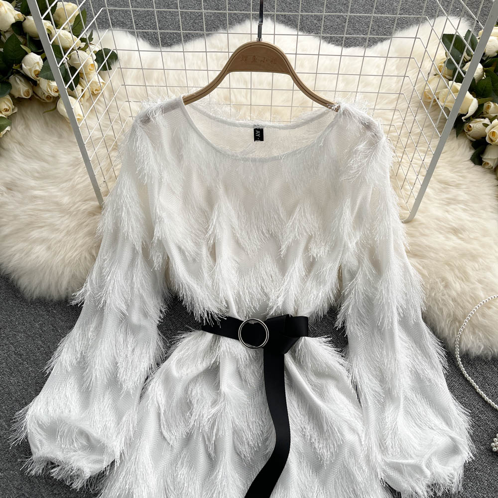 Robe trapèze à manches longues et pompons, jolie robe tendance RF0150