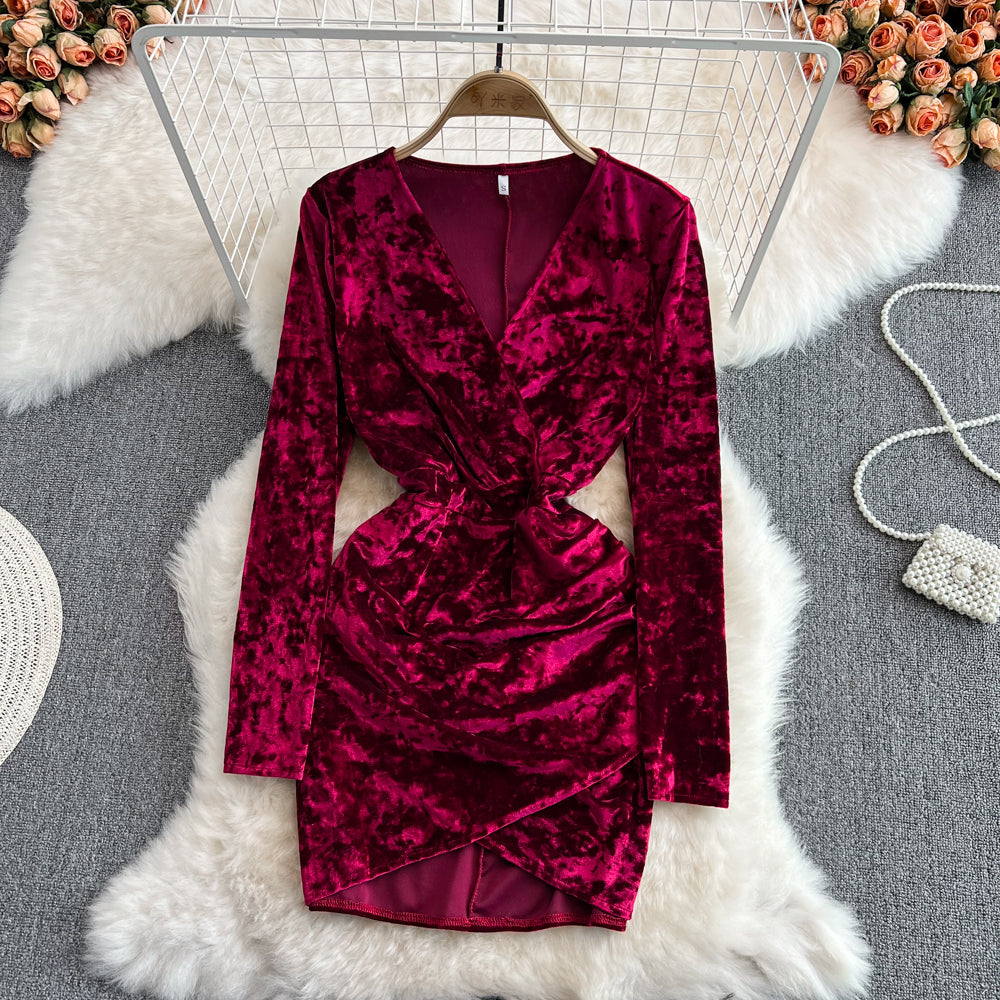 Sexy V neck Velvet Short Dress Fashion Dress RF0137