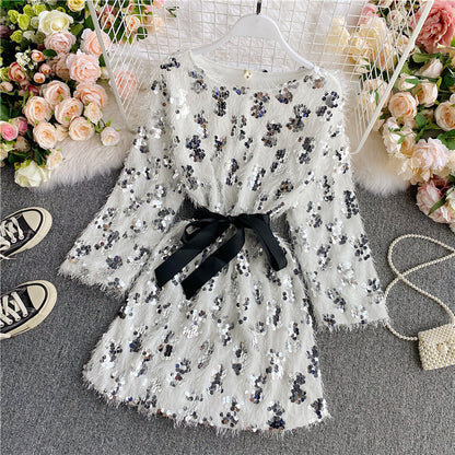 Süße Pailletten Kurzes Kleid Langarm Mode Kleid RF0120