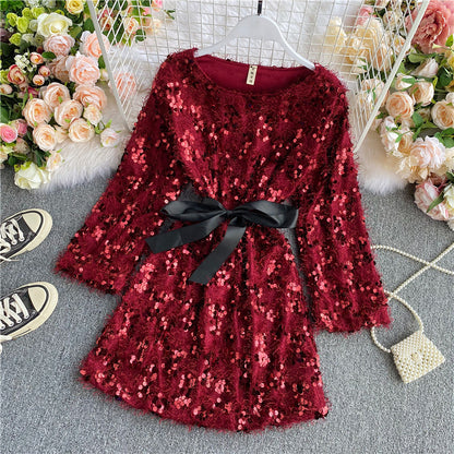 Süße Pailletten Kurzes Kleid Langarm Mode Kleid RF0120