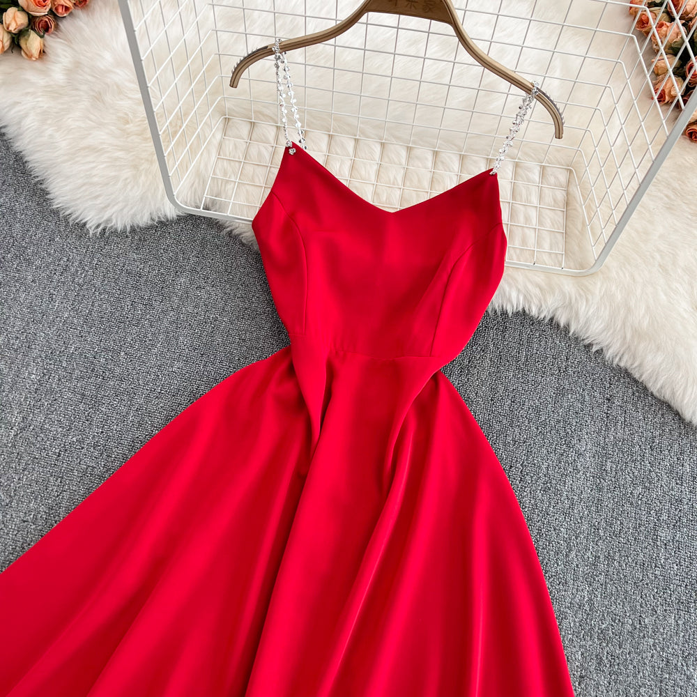 Einfaches kurzes Kleid mit V-Ausschnitt, modisches Mädchenkleid RF0082