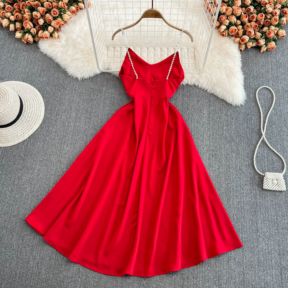 Einfaches kurzes Kleid mit V-Ausschnitt, modisches Mädchenkleid RF0082