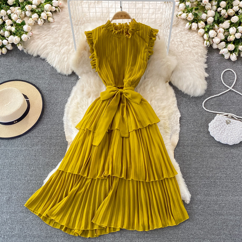 Robe trapèze courte en mousseline de soie simple et tendance RF0081