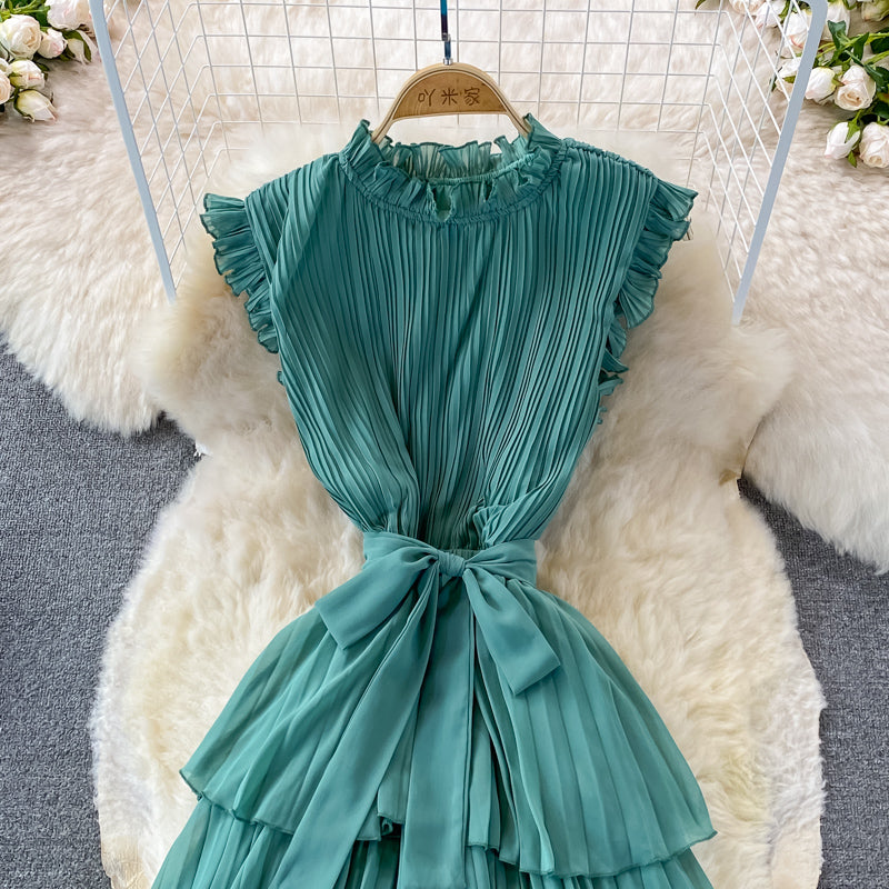 Robe trapèze courte en mousseline de soie simple et tendance RF0081