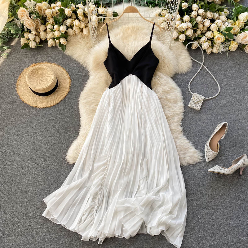 Robe courte simple à col en V, robe tendance RF0036