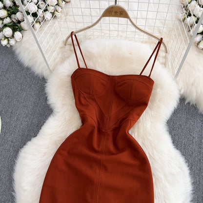 Einfaches Spaghettiträger-Kurzkleid, modisches Kleid RF0022