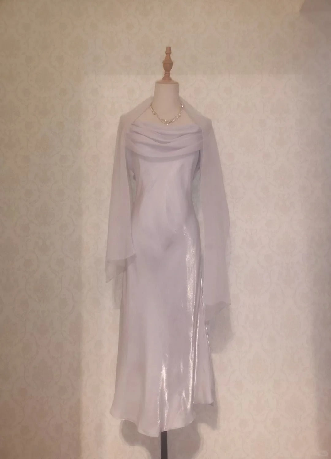 Bescheidene Meerjungfrau Meerjungfrau Spaghettiträger Flieder Teelänge Frühling Sommer Event Outfits Hochzeitsgast Kleider RB3205