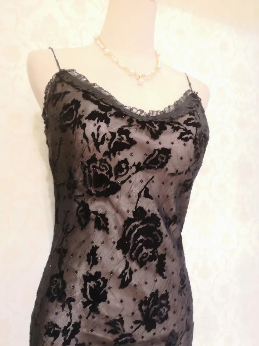 Vintage Prom Dresses 70s Mermaid Spaghetti Straps Black Lace Sleeveless Evening Formal Outfits RB4319