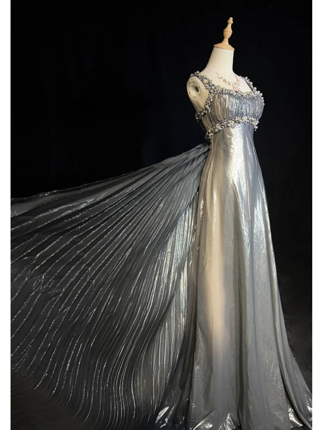 Modest Prom Dresses Mermaid Square Neck Silver Gray With Ruffled Beads Formal Outfits N3691