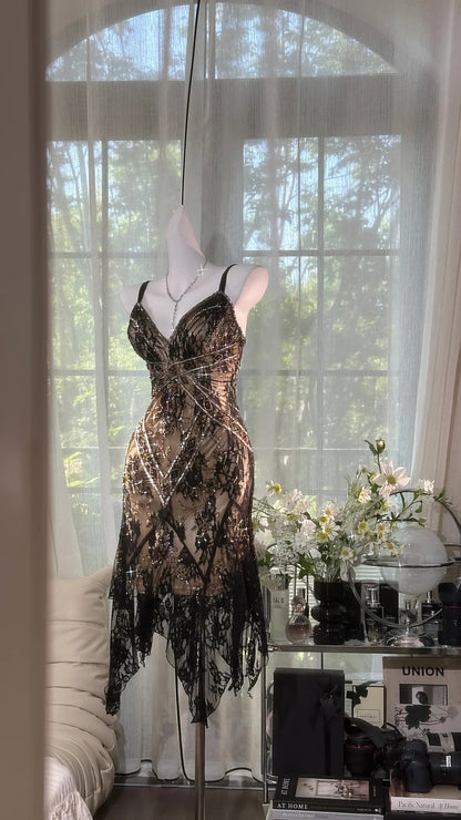 Mignonne Robe de Sirène Bretelles Fines en Dentelle Noire Longueur Genou Robe de 16ème Anniversaire Tenues de Rentrée N3572